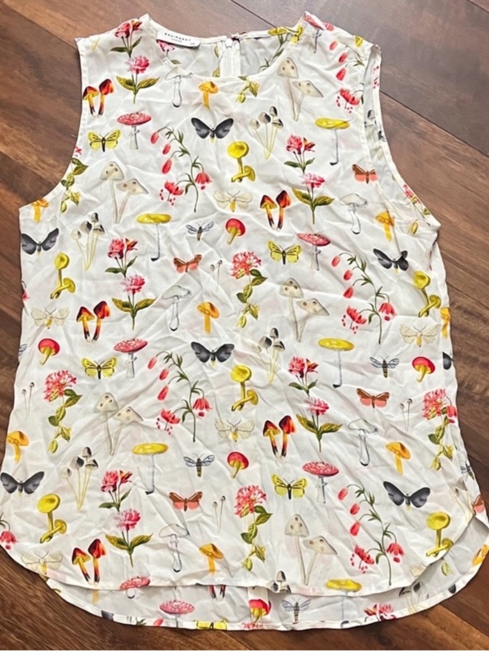 Equipment Femme Floral Print Sleeveless Silk Top Blouse Size M - Picture 3 of 6